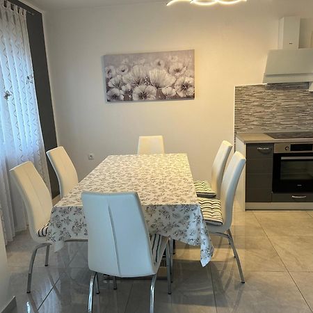 Villa Nina Baska Bagian luar foto