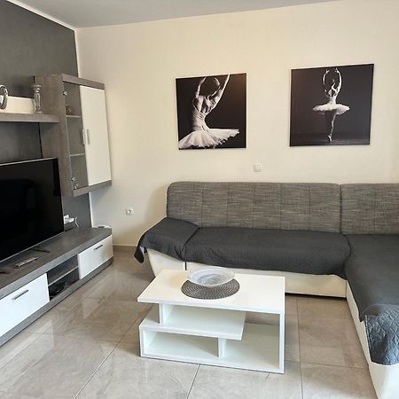 Villa Nina Baska Bagian luar foto