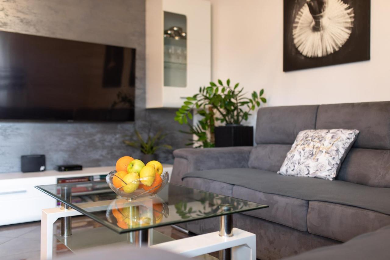 Villa Nina Baska Bagian luar foto
